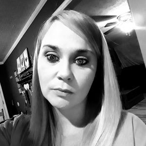 Meet your Posher, Holly